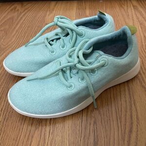 ALLBIRDS Turquoise mint green wool tree runners lace up shoes size US W8